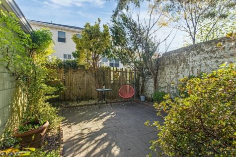 13 Front Street North Arlington NJ 07031