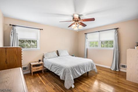 2 Ellam Drive Randolph NJ 07869