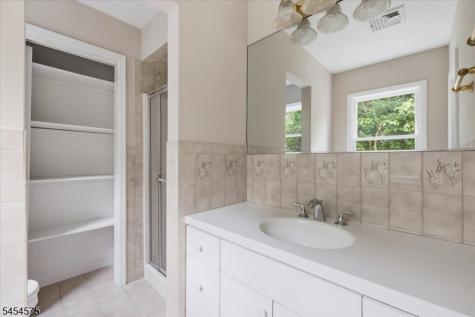 27 Inwood Road Berkeley Heights NJ 07922