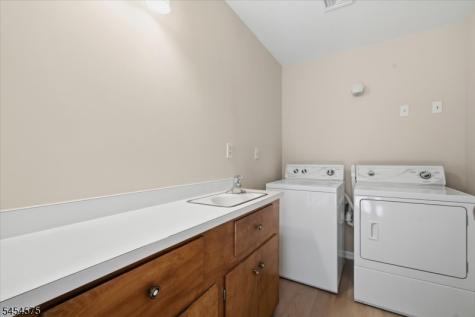 27 Inwood Road Berkeley Heights NJ 07922