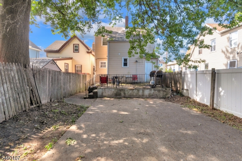 256 Edmund Avenue Paterson NJ 07502