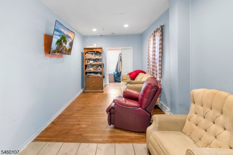 256 Edmund Avenue Paterson NJ 07502