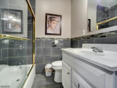 408 Elmora Avenue Elizabeth NJ 07208