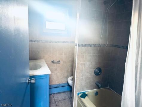 28 Silzer Avenue Woodbridge NJ 08830