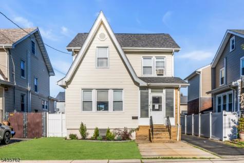37 Fairway Avenue Belleville NJ 07109