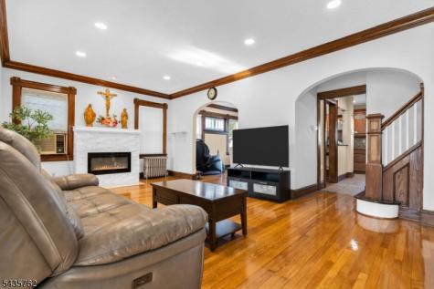 37 Fairway Avenue Belleville NJ 07109