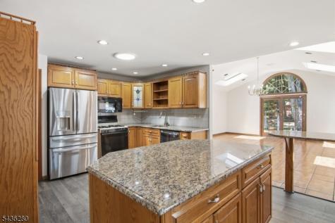 1252 Ringwood Avenue Pompton Lakes NJ 07442
