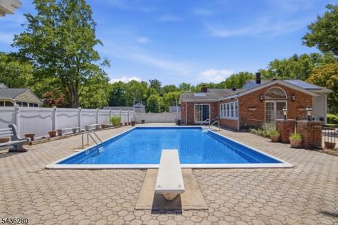 1252 Ringwood Avenue Pompton Lakes NJ 07442