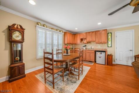 4 Salter Drive Montville NJ 07045