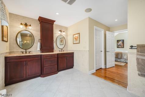 4 Salter Drive Montville NJ 07045