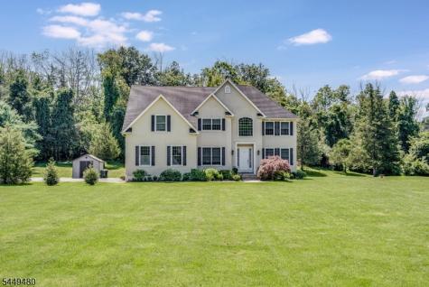4 Green Tree Drive Green NJ 07821