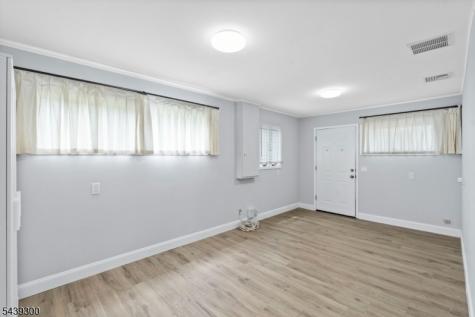 24 Cambridge Road South Brunswick NJ 08824