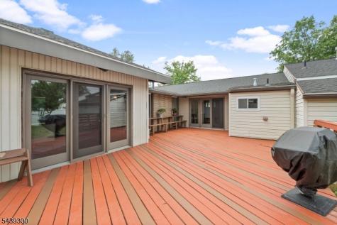 24 Cambridge Road South Brunswick NJ 08824