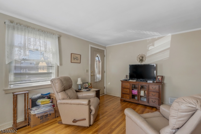55 Eiseman Avenue Piscataway NJ 08854