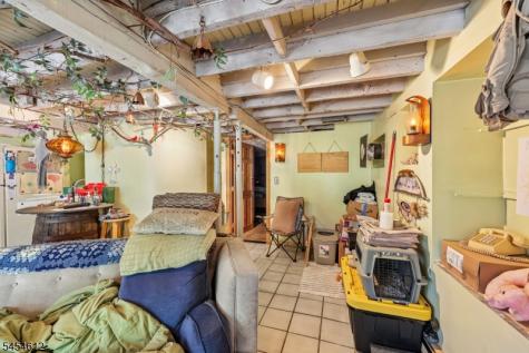 18 Nakomis Path Lincoln Park NJ 07035