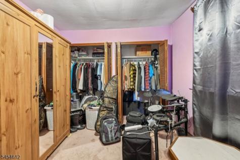 18 Nakomis Path Lincoln Park NJ 07035