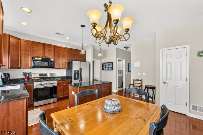 23 Constitution Way Franklin NJ 08873