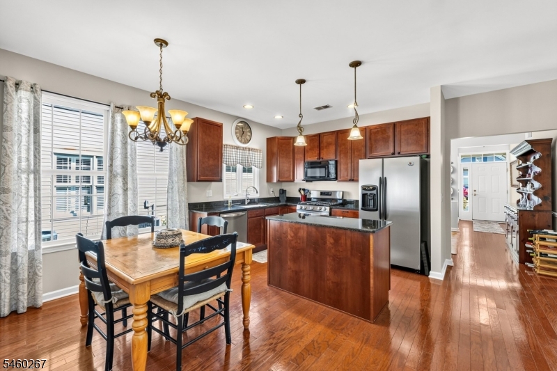 23 Constitution Way Franklin NJ 08873
