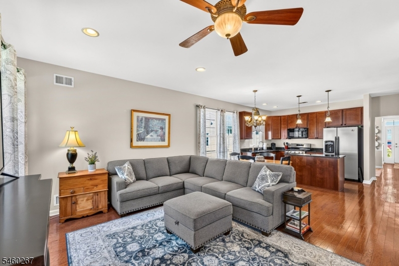 23 Constitution Way Franklin NJ 08873