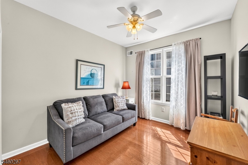 23 Constitution Way Franklin NJ 08873