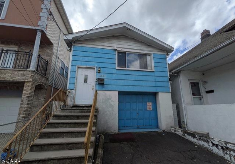 1437 Gehr Place North Bergen NJ 07047