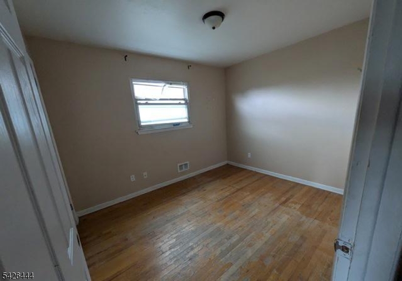 1437 Gehr Place North Bergen NJ 07047