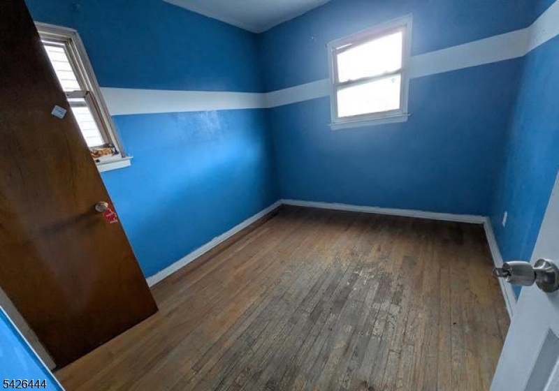 1437 Gehr Place North Bergen NJ 07047