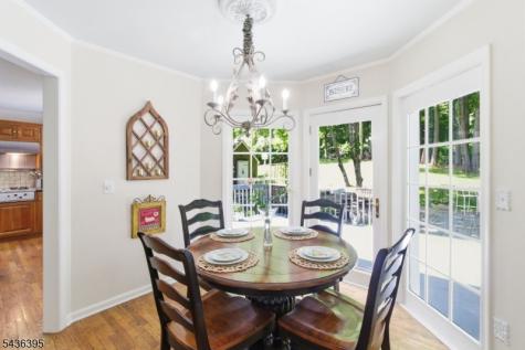 6 Fawn Ridge Road Clinton NJ 08833