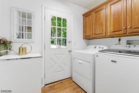 6 Fawn Ridge Road Clinton NJ 08833