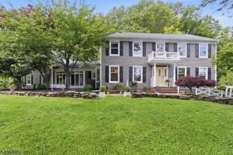 6 Fawn Ridge Road Clinton NJ 08833