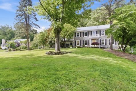6 Fawn Ridge Road Clinton NJ 08833