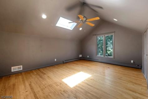 737 Ridge Road Kinnelon NJ 07405
