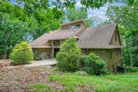737 Ridge Road Kinnelon NJ 07405