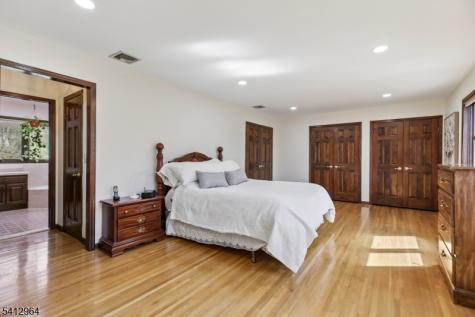 34 Knollcroft Road Bernards NJ 07920