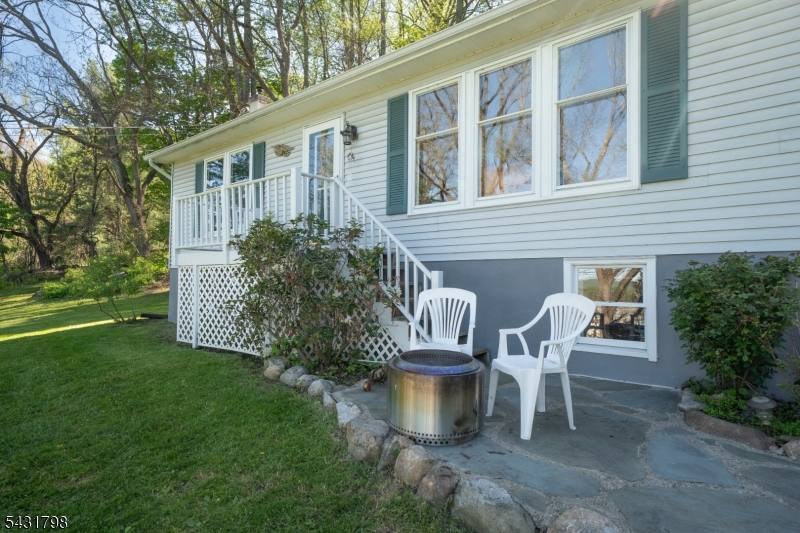 25 Hope Road Liberty NJ 07838