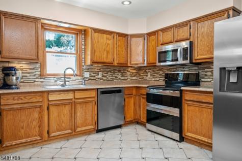 25 Hope Road Liberty NJ 07838