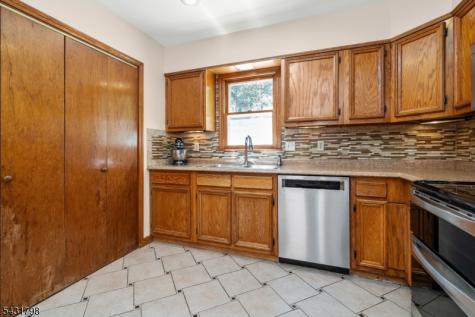 25 Hope Road Liberty NJ 07838