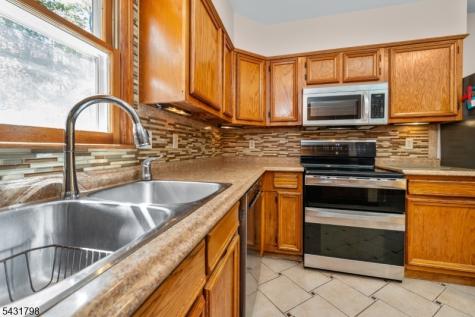 25 Hope Road Liberty NJ 07838