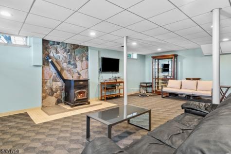 25 Hope Road Liberty NJ 07838