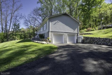 25 Hope Road Liberty NJ 07838