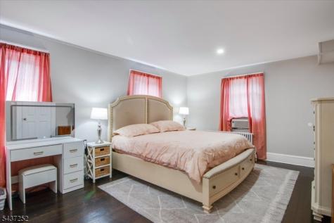 13 Elm Drive Cedar Grove NJ 07009