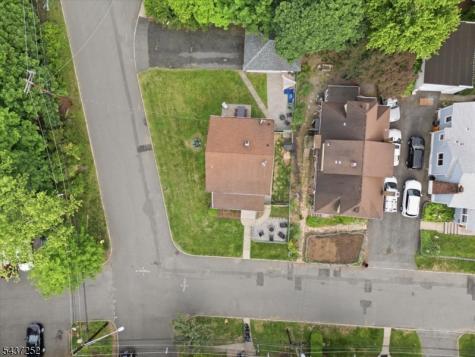 13 Elm Drive Cedar Grove NJ 07009