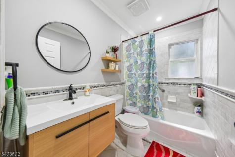 36 Woodside Avenue Hawthorne NJ 07506