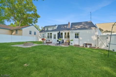 36 Woodside Avenue Hawthorne NJ 07506
