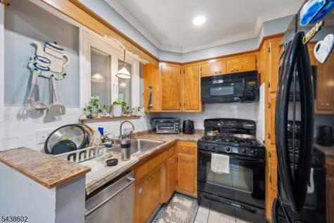 36 Woodside Avenue Hawthorne NJ 07506