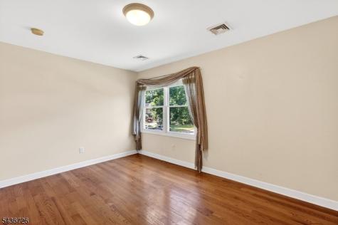 37 Hall Drive Clark NJ 07066