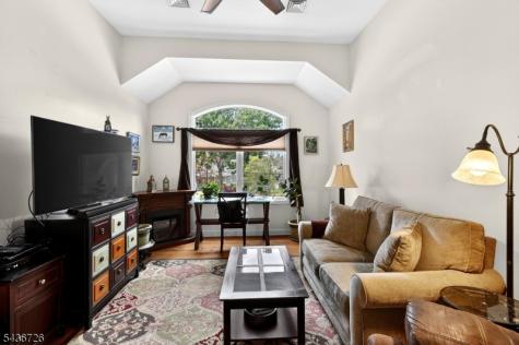 37 Hall Drive Clark NJ 07066