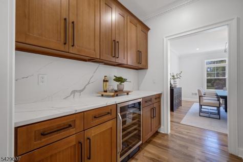 21 Kuntz Avenue Berkeley Heights NJ 07922