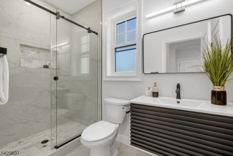 21 Kuntz Avenue Berkeley Heights NJ 07922