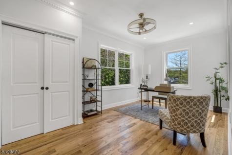 21 Kuntz Avenue Berkeley Heights NJ 07922